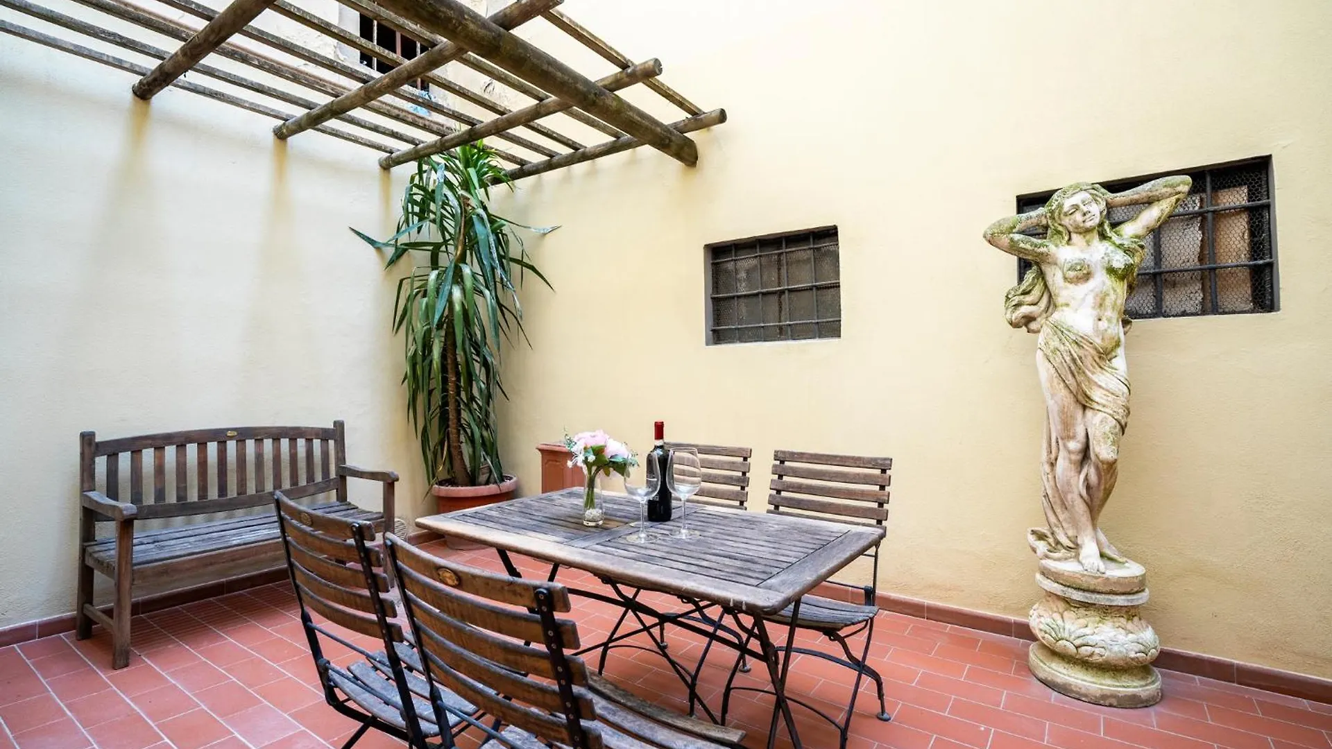 Central Station Apartment With Garden 佛罗伦萨